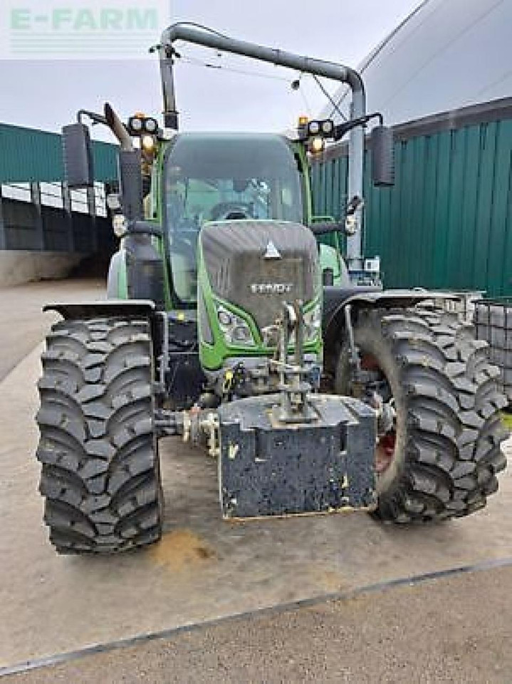 Fendt 724 s4 profi plus - Tractor: foto 2 Fendt 724 s4 profi plus - Tractor: foto 2