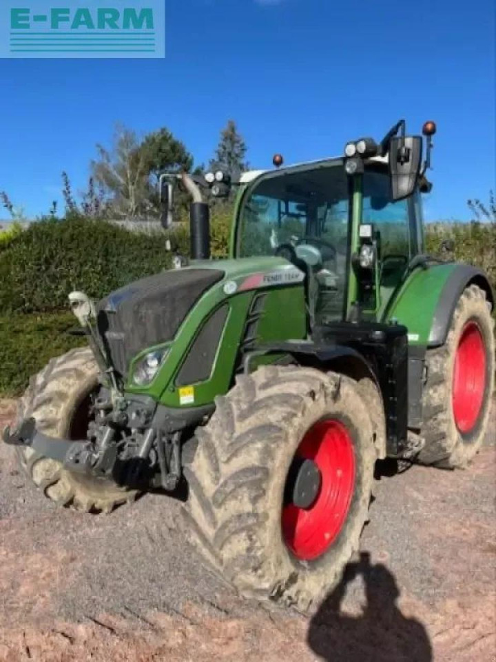 Fendt 724 vario profi Profi - Tractor: foto 1 Fendt 724 vario profi Profi - Tractor: foto 1