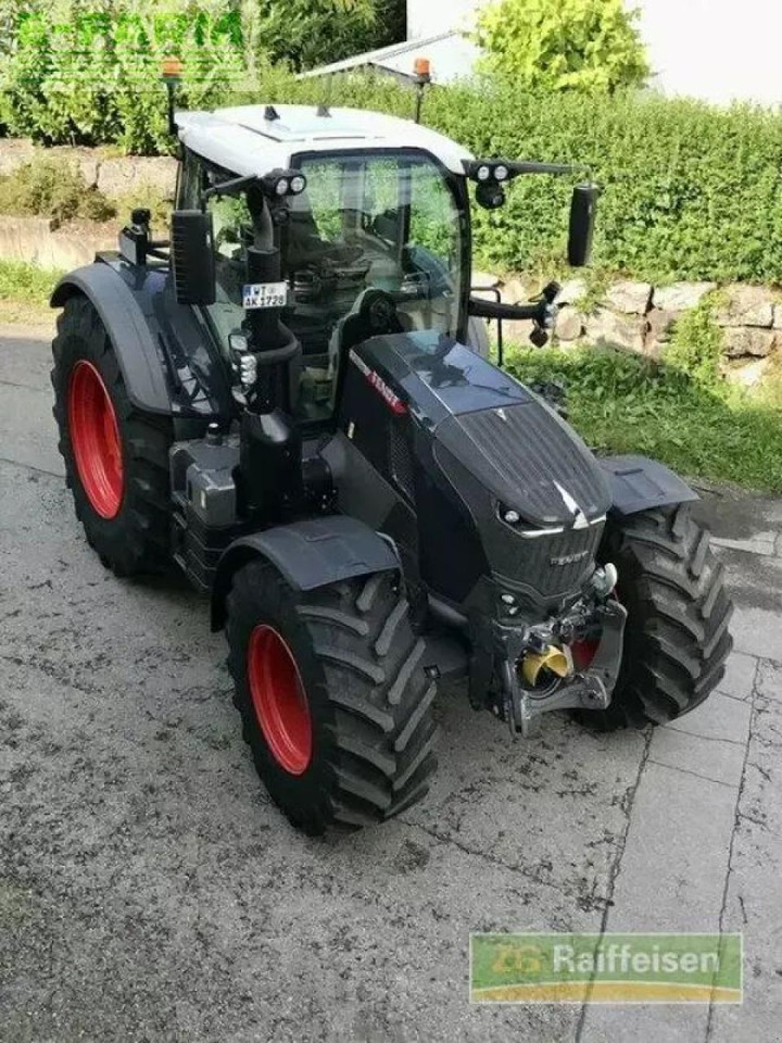 Fendt 728 vario gen7 - Tractor: foto 1 Fendt 728 vario gen7 - Tractor: foto 1
