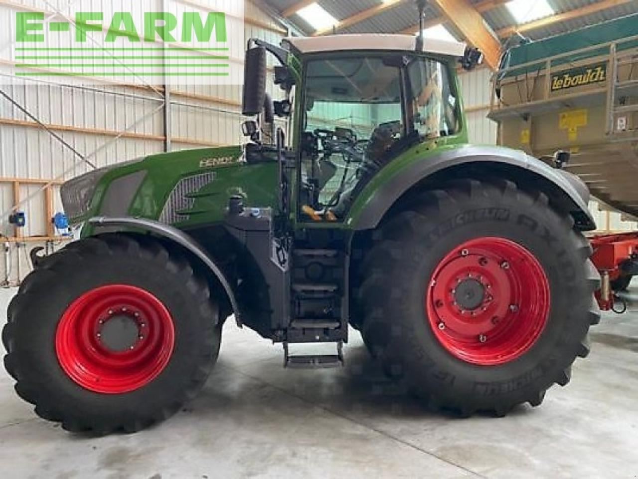 Fendt 824 profi plus - Tractor: foto 1 Fendt 824 profi plus - Tractor: foto 1