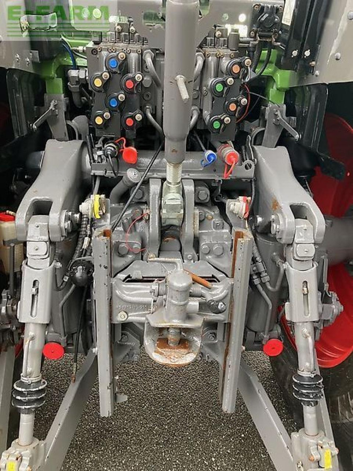 Fendt 824 s4 profiplus - Tractor: foto 5 Fendt 824 s4 profiplus - Tractor: foto 5