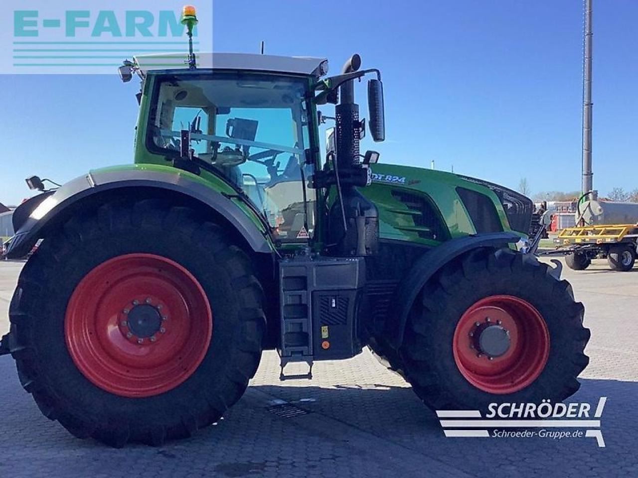 Fendt 824 vario s4 profi plus ProfiPlus - Tractor: foto 1 Fendt 824 vario s4 profi plus ProfiPlus - Tractor: foto 1
