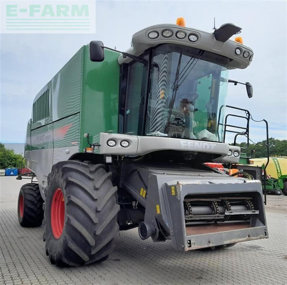 Fendt 9470x med 30 fods skærebord - Cosechadora de granos: foto 1 Fendt 9470x med 30 fods skærebord - Cosechadora de granos: foto 1