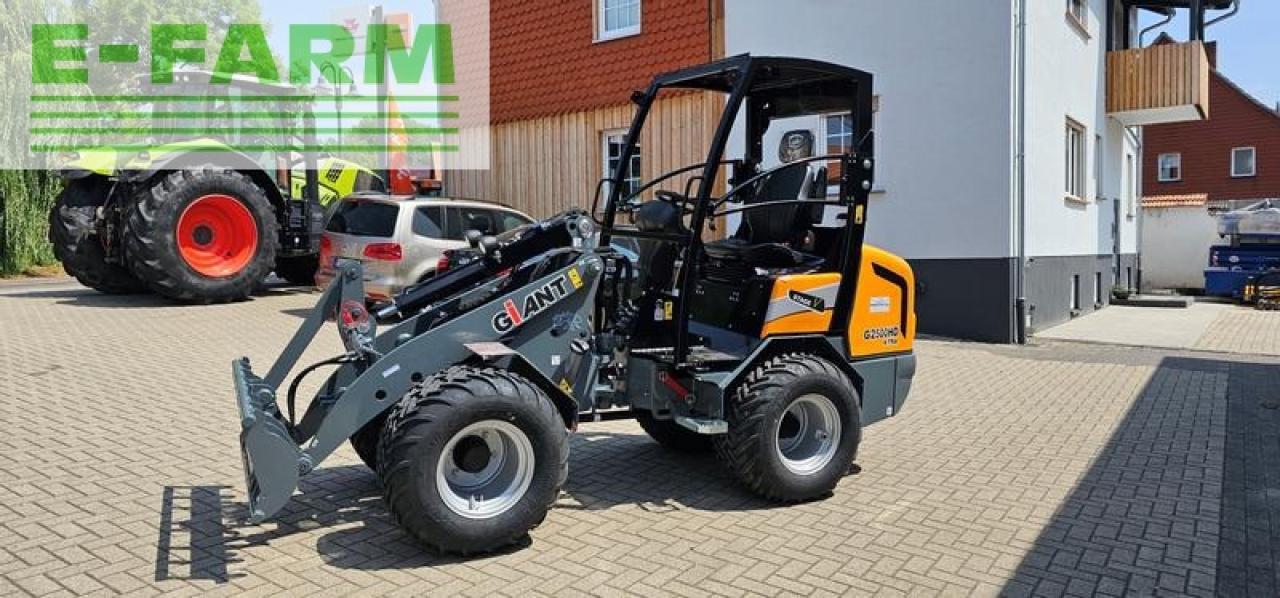 Giant g 2500 x-tra hd y, kompaktradlader mit euro-aufnahme, 2,4 t, niedriges hubgerüst - Cargadora de ruedas: foto 2 Giant g 2500 x-tra hd y, kompaktradlader mit euro-aufnahme, 2,4 t, niedriges hubgerüst - Cargadora de ruedas: foto 2