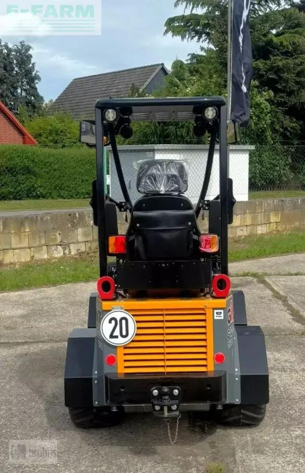 Giant g1200 tele-teleskopradlader - Miniexcavadora: foto 4 Giant g1200 tele-teleskopradlader - Miniexcavadora: foto 4