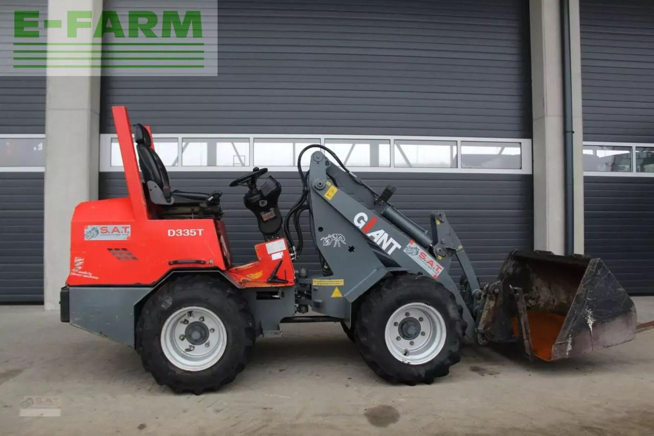 Giant hoflader d 335 t - Cargadora de ruedas: foto 5 Giant hoflader d 335 t - Cargadora de ruedas: foto 5