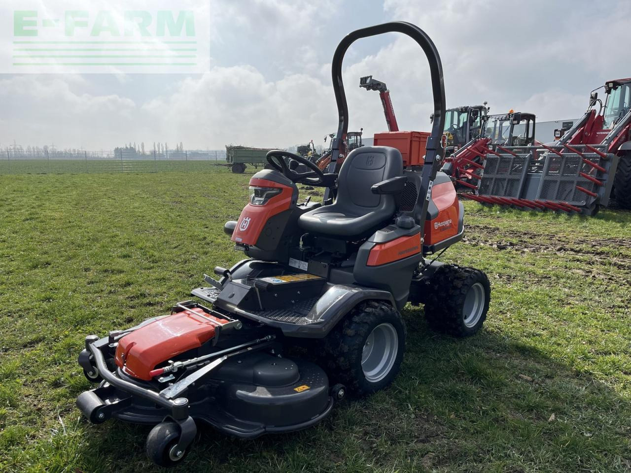 Husqvarna p 524xr efi mit funksteuerung inkl. mähdeck - Tractor: foto 3 Husqvarna p 524xr efi mit funksteuerung inkl. mähdeck - Tractor: foto 3