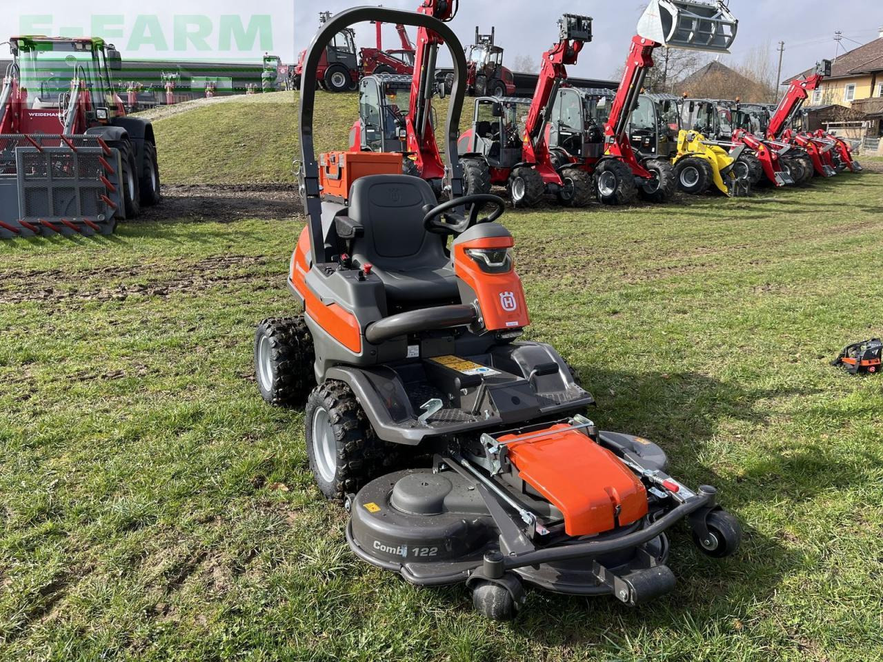 Husqvarna p 524xr efi mit funksteuerung inkl. mähdeck - Tractor: foto 5 Husqvarna p 524xr efi mit funksteuerung inkl. mähdeck - Tractor: foto 5