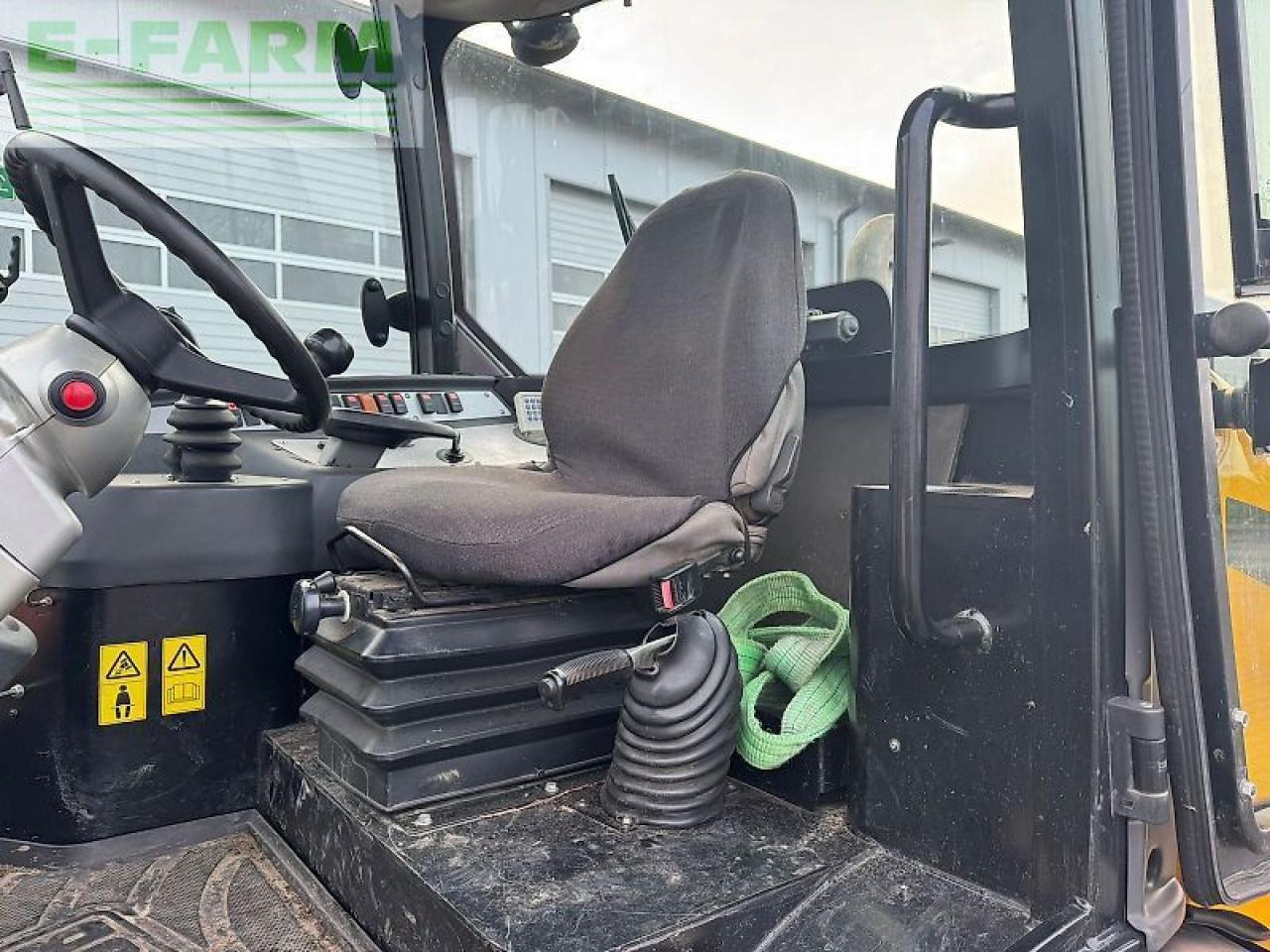 Miniexcavadora JCB 409: foto 7