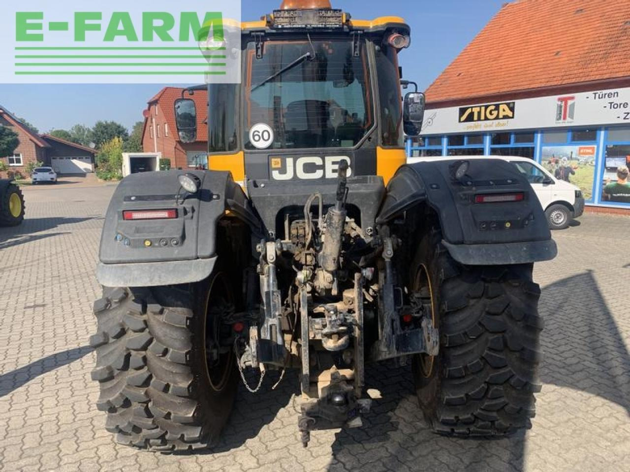 JCB 4220 fasttrac mit jd-autotrac vorbereitung + stoll konsolen - Tractor: foto 5 JCB 4220 fasttrac mit jd-autotrac vorbereitung + stoll konsolen - Tractor: foto 5
