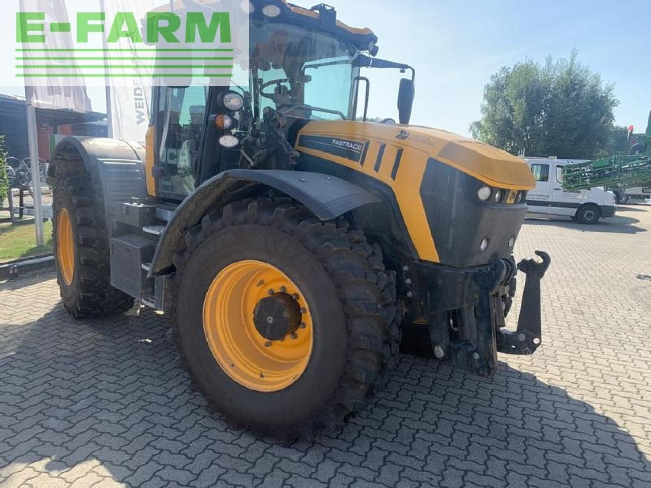 JCB 4220 fasttrac mit jd-autotrac vorbereitung + stoll konsolen - Tractor: foto 3 JCB 4220 fasttrac mit jd-autotrac vorbereitung + stoll konsolen - Tractor: foto 3