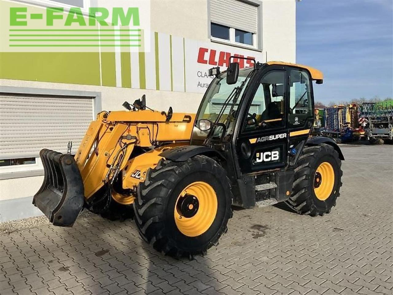 JCB 542-70 agrisuper - Miniexcavadora: foto 1 JCB 542-70 agrisuper - Miniexcavadora: foto 1