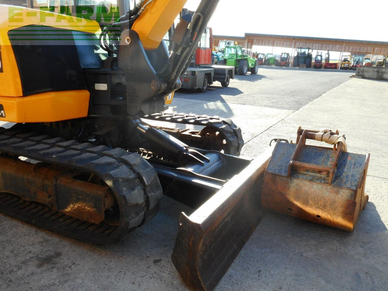 Miniexcavadora JCB 86 c-1 ( 8.775kg ): foto 14
