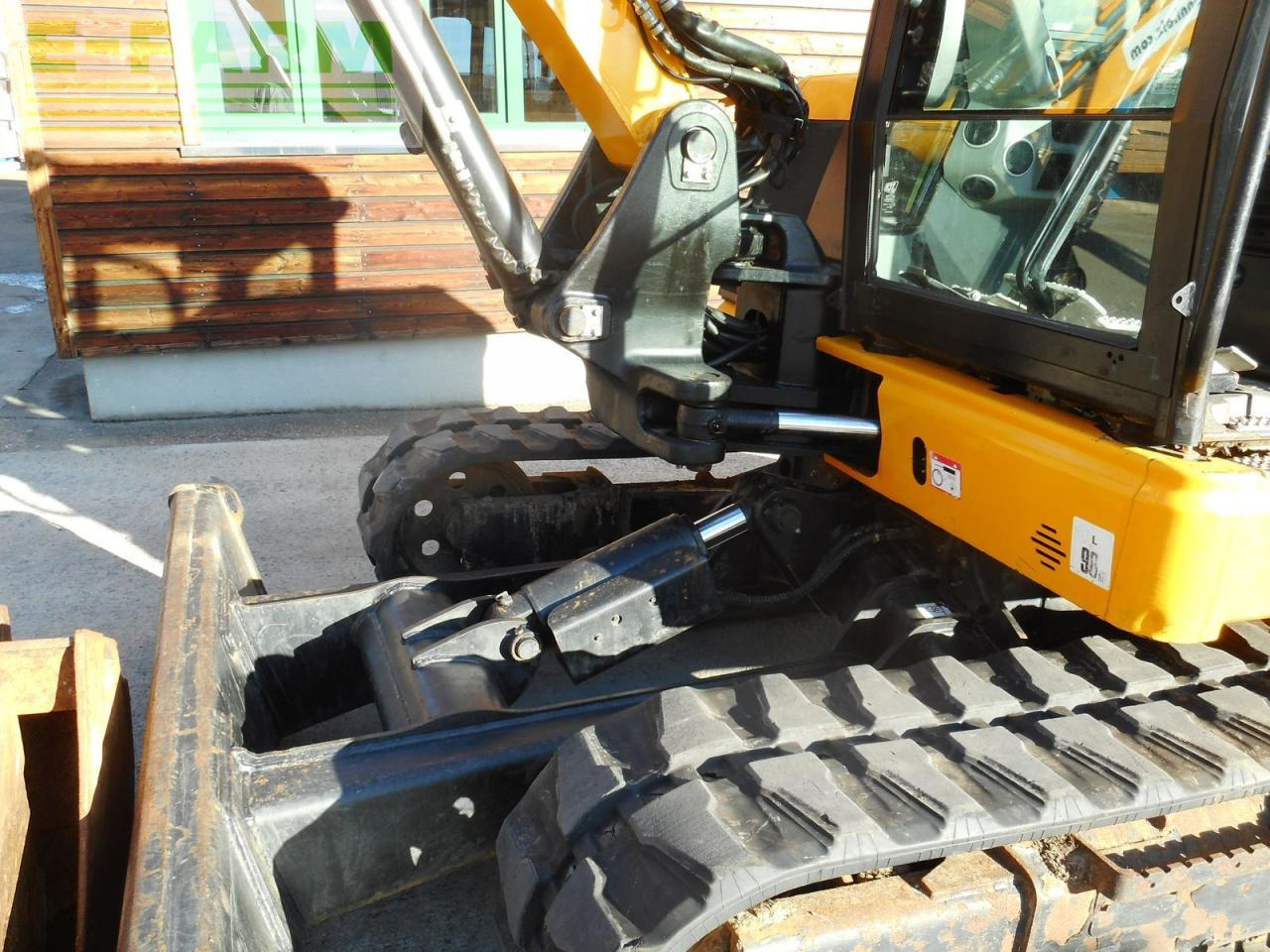 Miniexcavadora JCB 86 c-1 ( 8.775kg ): foto 10