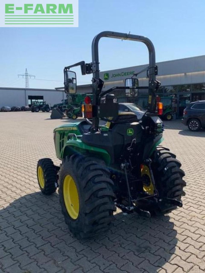 John Deere 3025e - Tractor: foto 4 John Deere 3025e - Tractor: foto 4