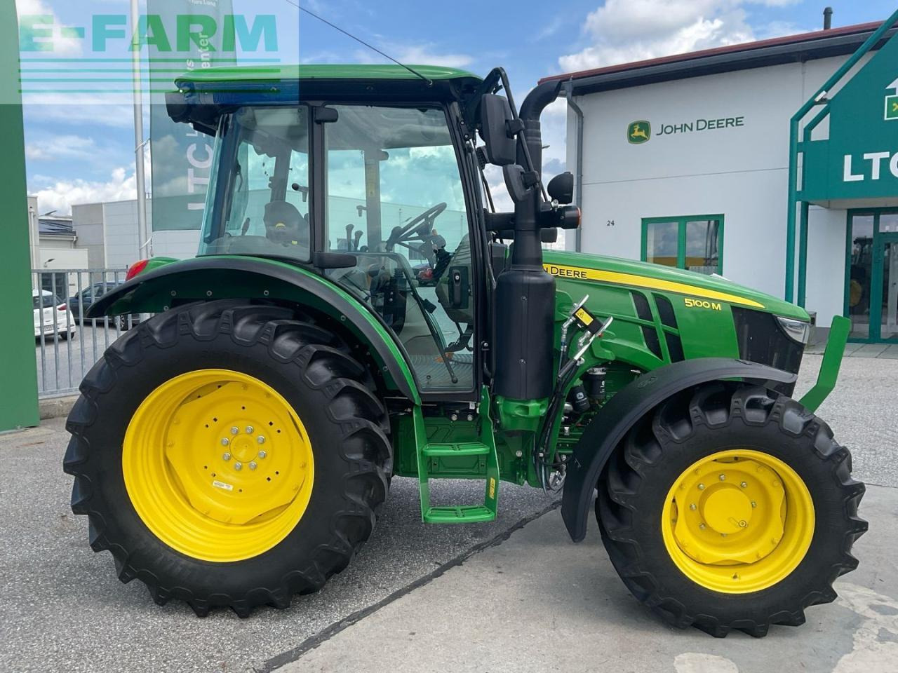 John Deere 5100M - Tractor: foto 5 John Deere 5100M - Tractor: foto 5