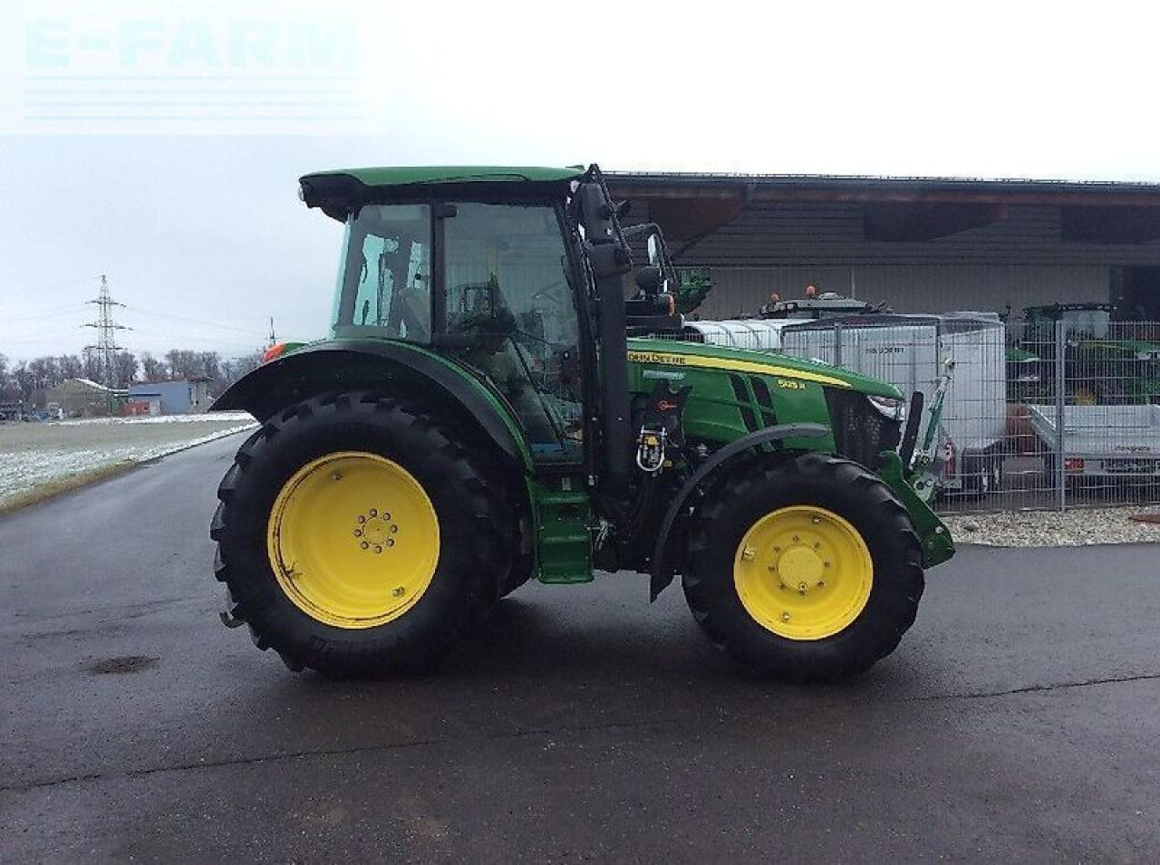 John Deere 5125 r - Tractor: foto 4 John Deere 5125 r - Tractor: foto 4