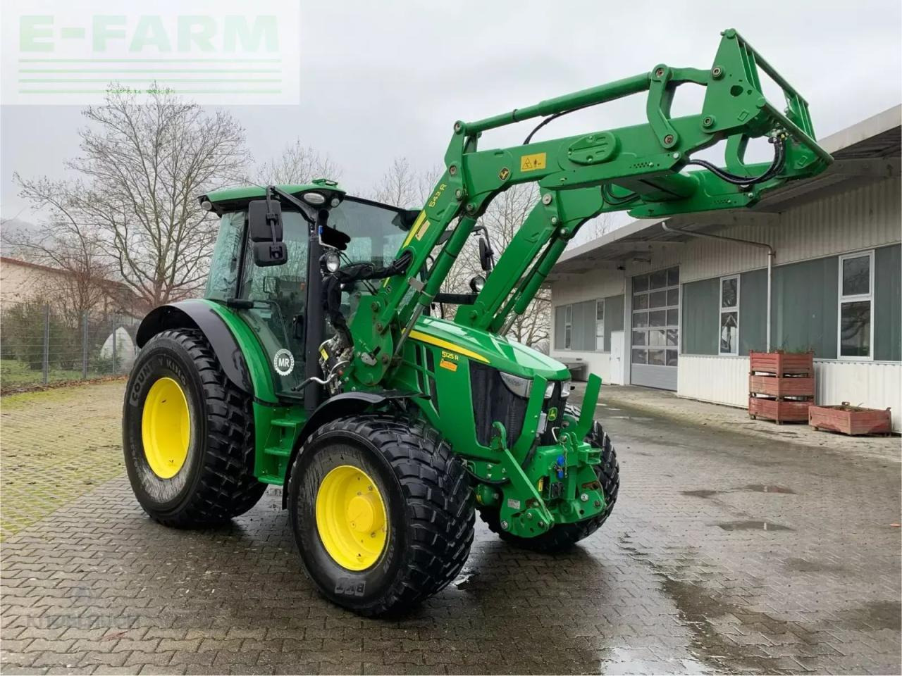 John Deere 5125r - Tractor: foto 3 John Deere 5125r - Tractor: foto 3
