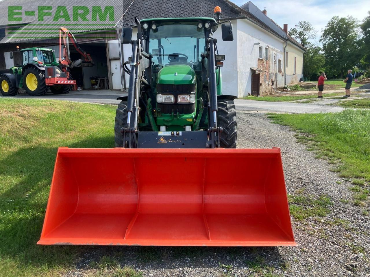 John Deere 5820 - Tractor: foto 3 John Deere 5820 - Tractor: foto 3