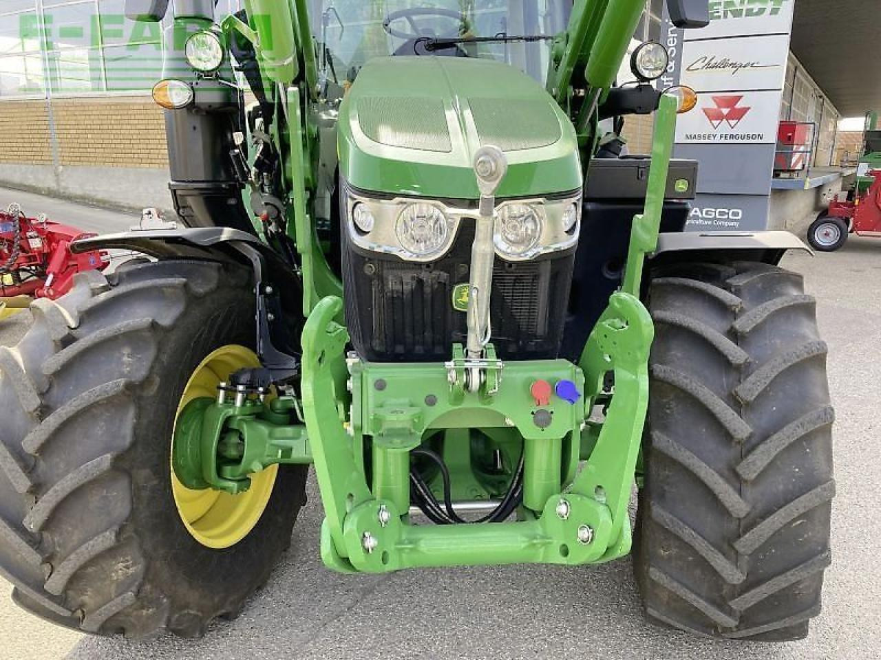 John Deere 6090 m - Tractor: foto 4 John Deere 6090 m - Tractor: foto 4