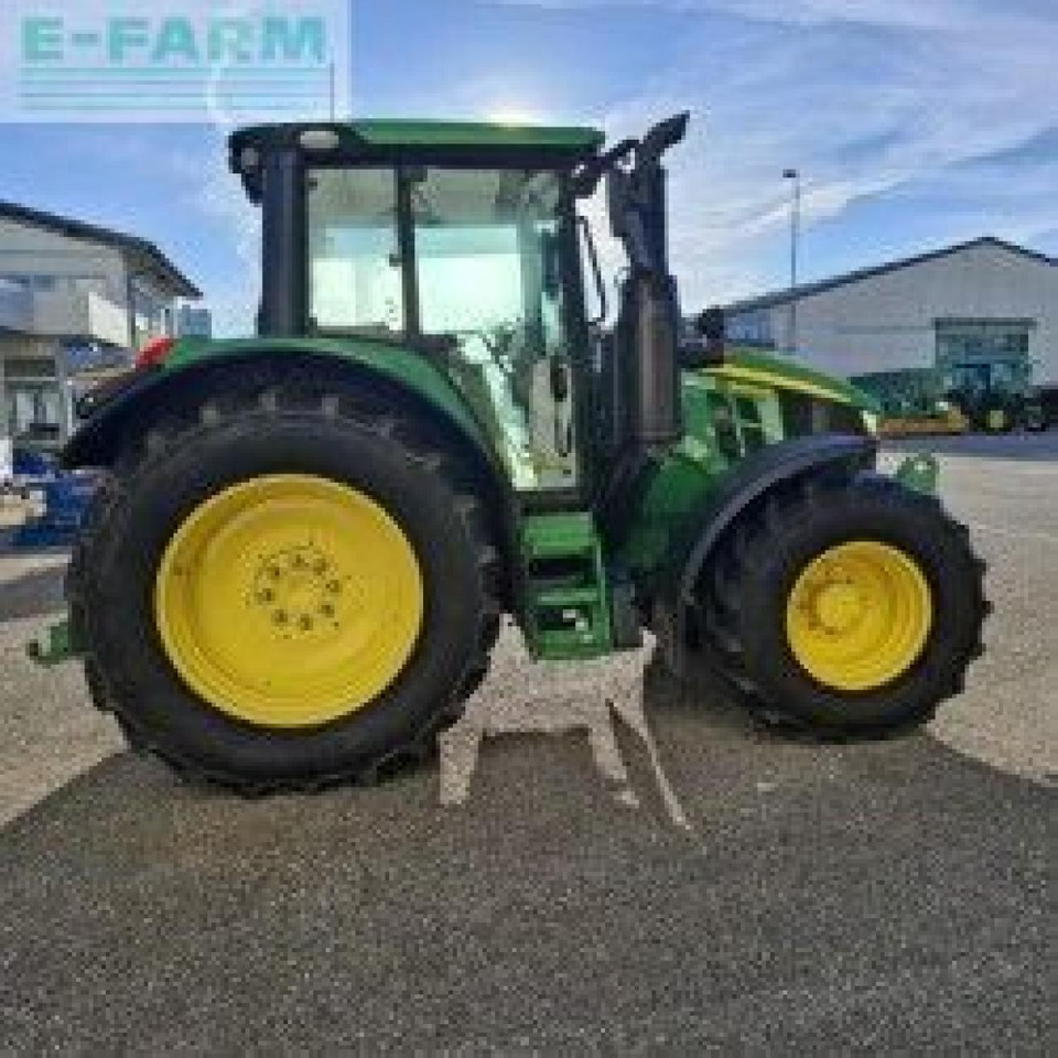 John Deere 6090M - Tractor: foto 5 John Deere 6090M - Tractor: foto 5