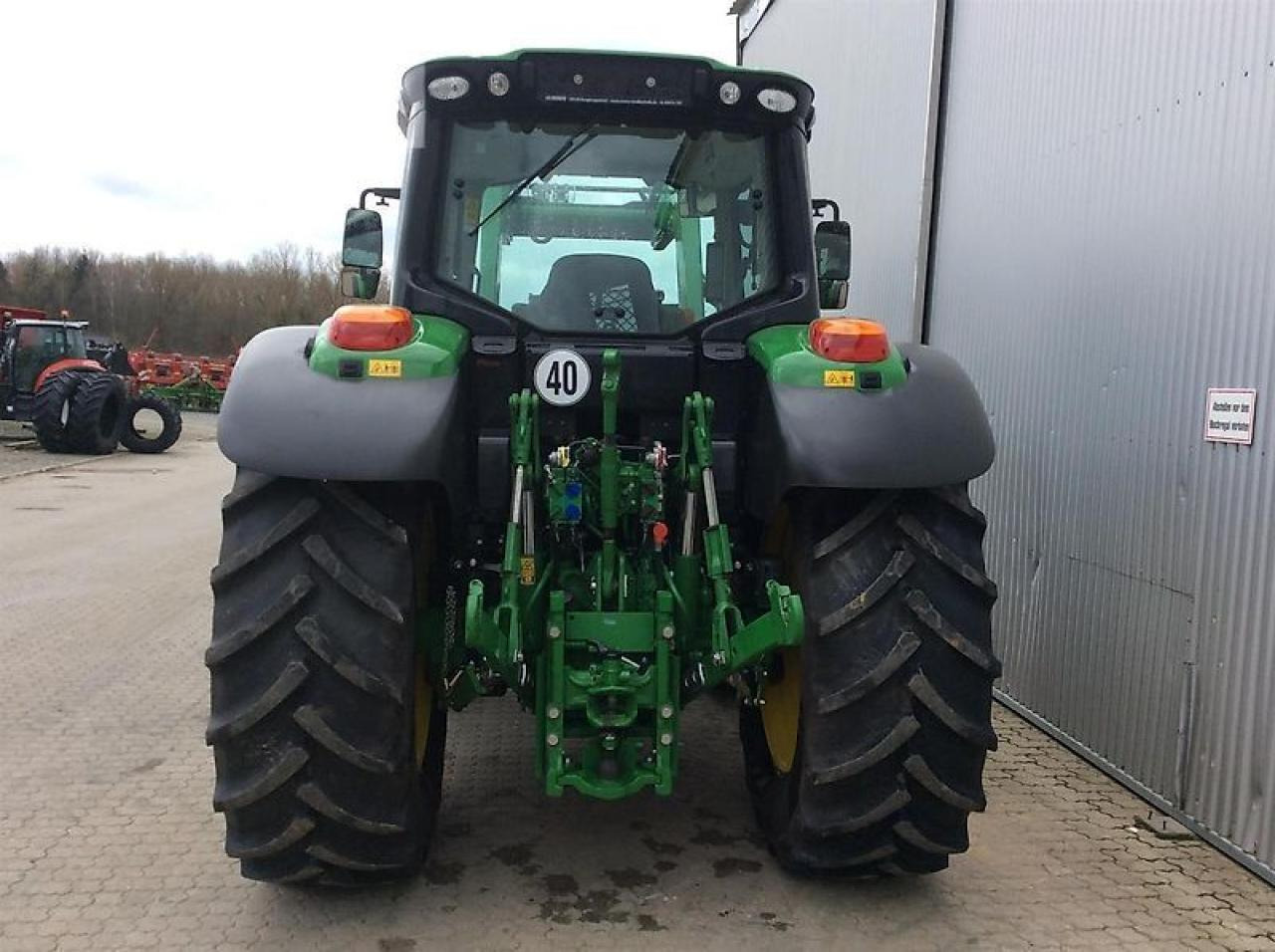 John Deere 6100 m - Tractor: foto 4 John Deere 6100 m - Tractor: foto 4