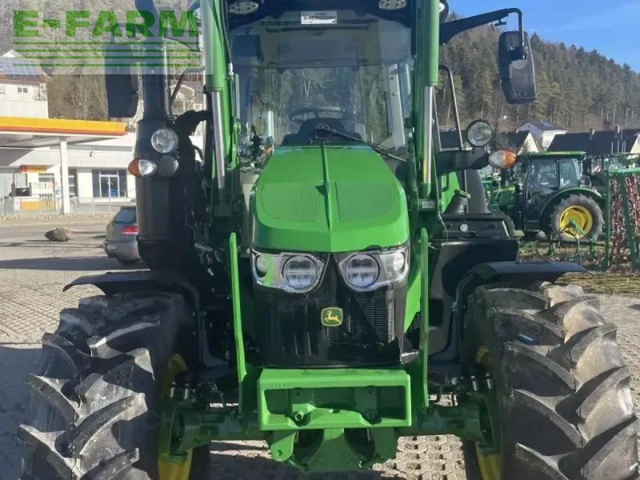 John Deere 6100m - Tractor: foto 2 John Deere 6100m - Tractor: foto 2