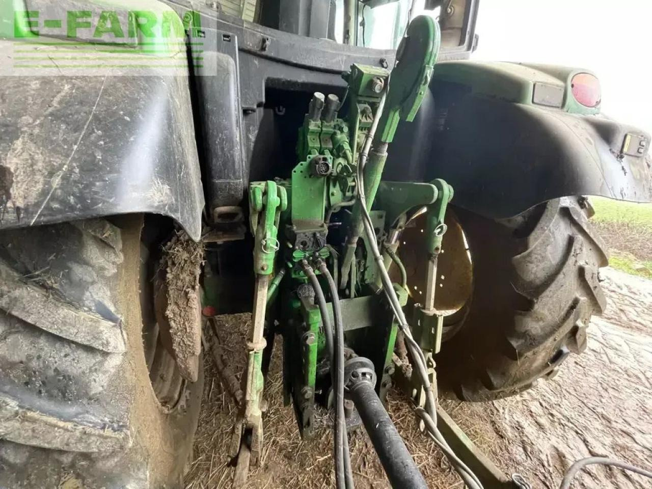Tractor John Deere 6110 r powerquad +: foto 6