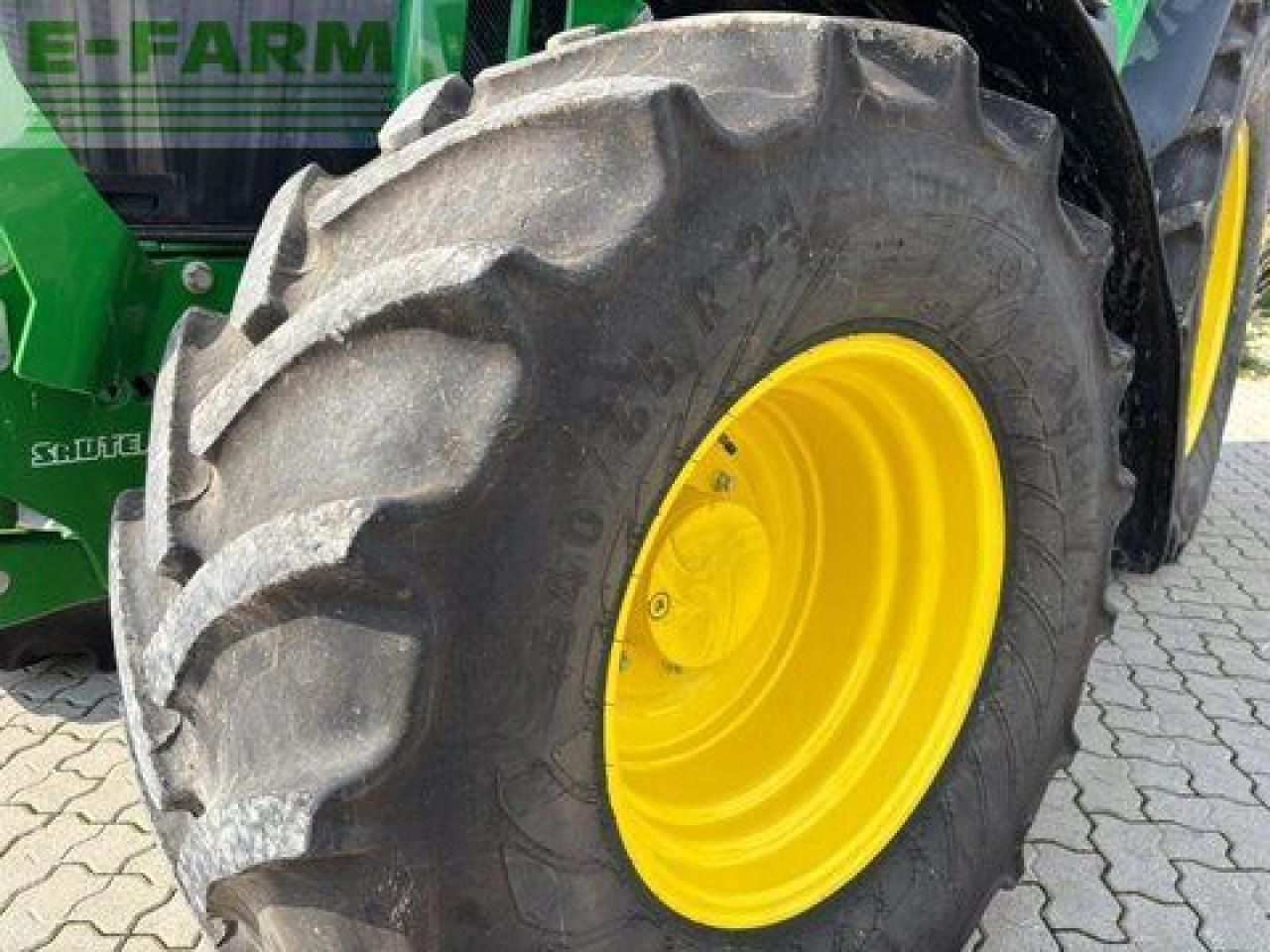 John Deere 6110m - Tractor: foto 4 John Deere 6110m - Tractor: foto 4