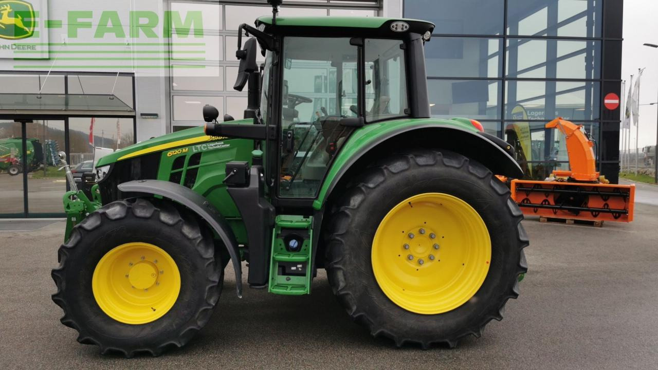 John Deere 6120M - Tractor: foto 1 John Deere 6120M - Tractor: foto 1