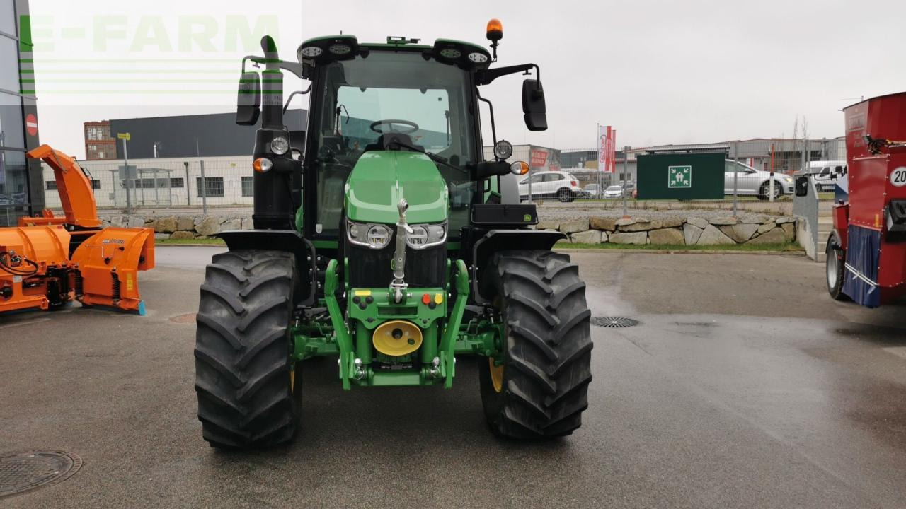 John Deere 6120M - Tractor: foto 2 John Deere 6120M - Tractor: foto 2