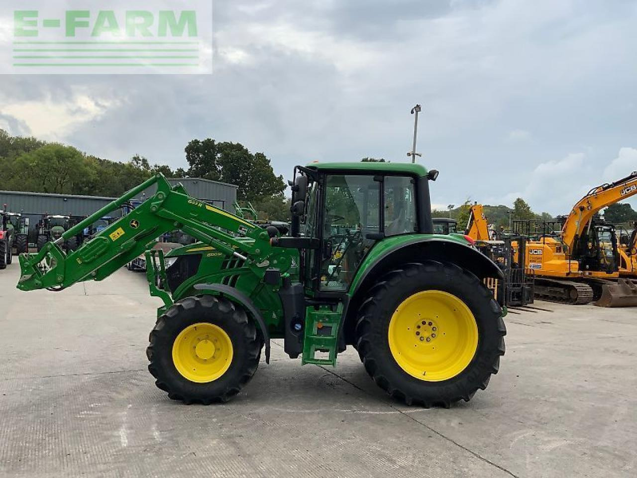 John Deere 6120m tractor (st24650) - Tractor: foto 5 John Deere 6120m tractor (st24650) - Tractor: foto 5
