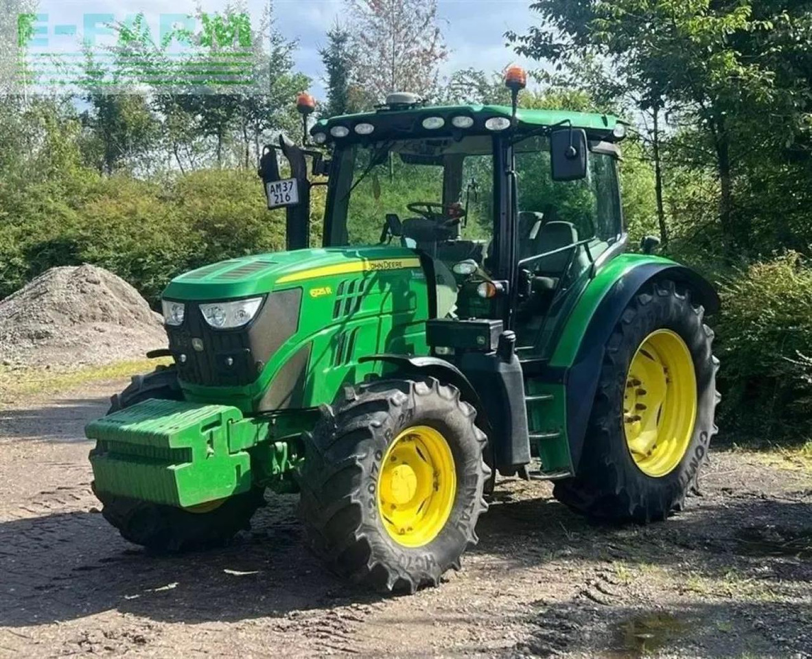 John Deere 6125r - Tractor: foto 1 John Deere 6125r - Tractor: foto 1