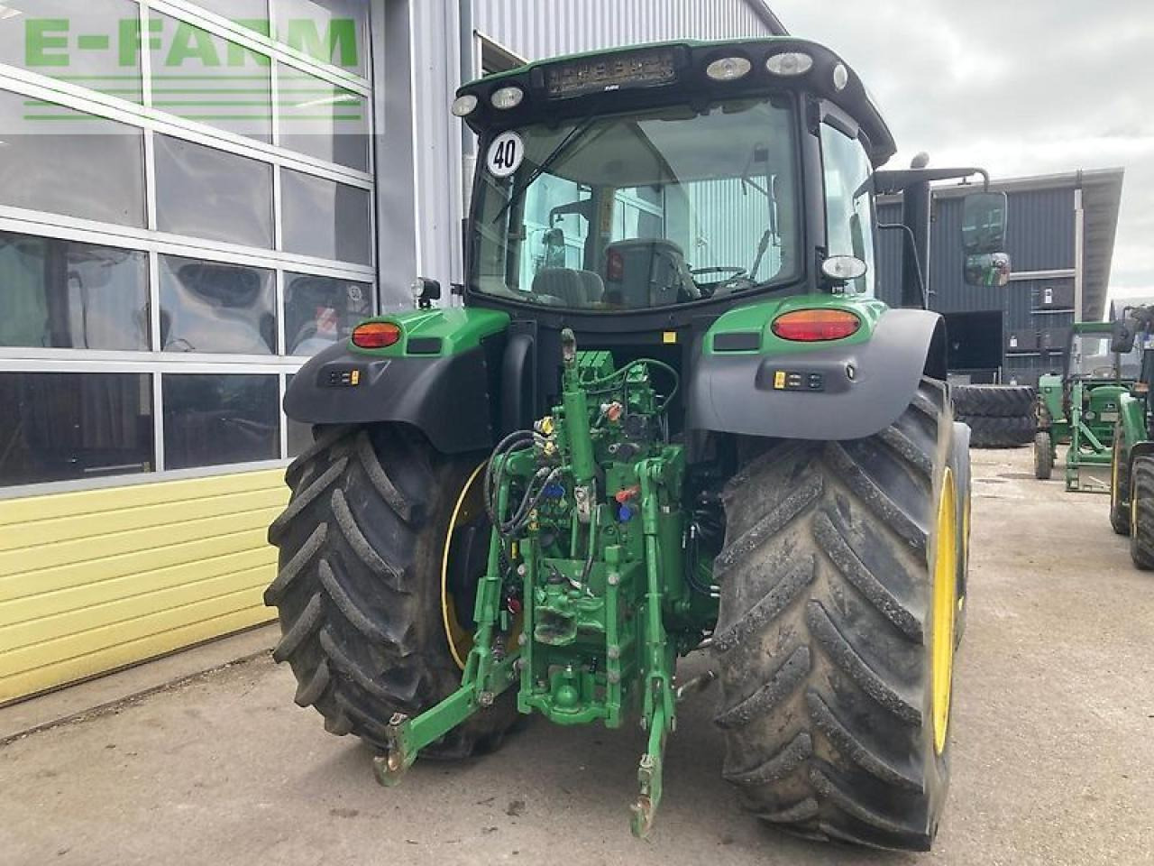 John Deere 6130r - Tractor: foto 4 John Deere 6130r - Tractor: foto 4