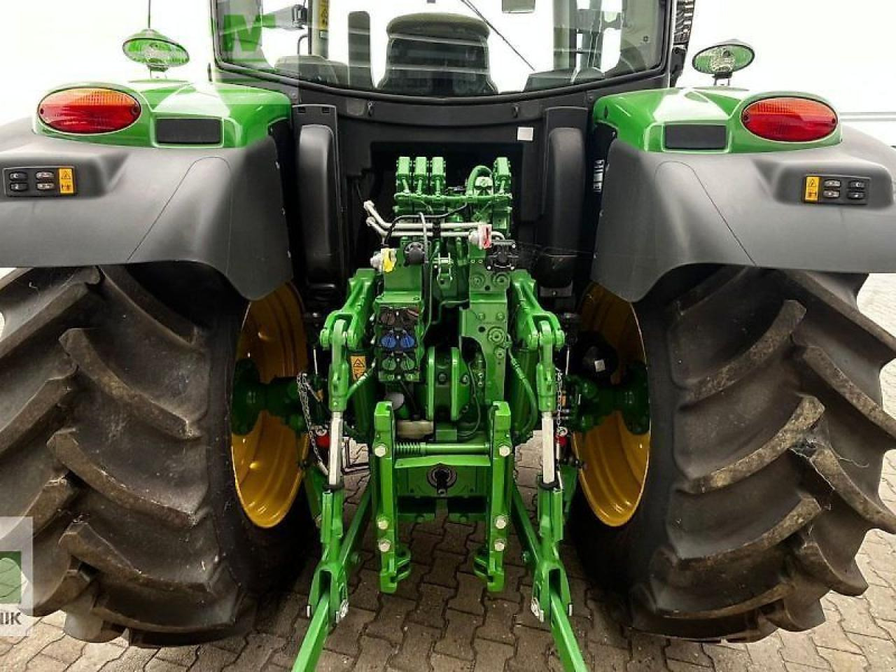 Tractor John Deere 6130r: foto 8