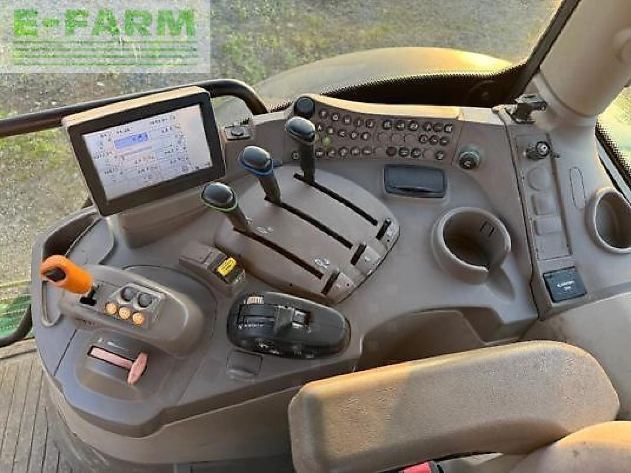 Tractor John Deere 6140r: foto 9