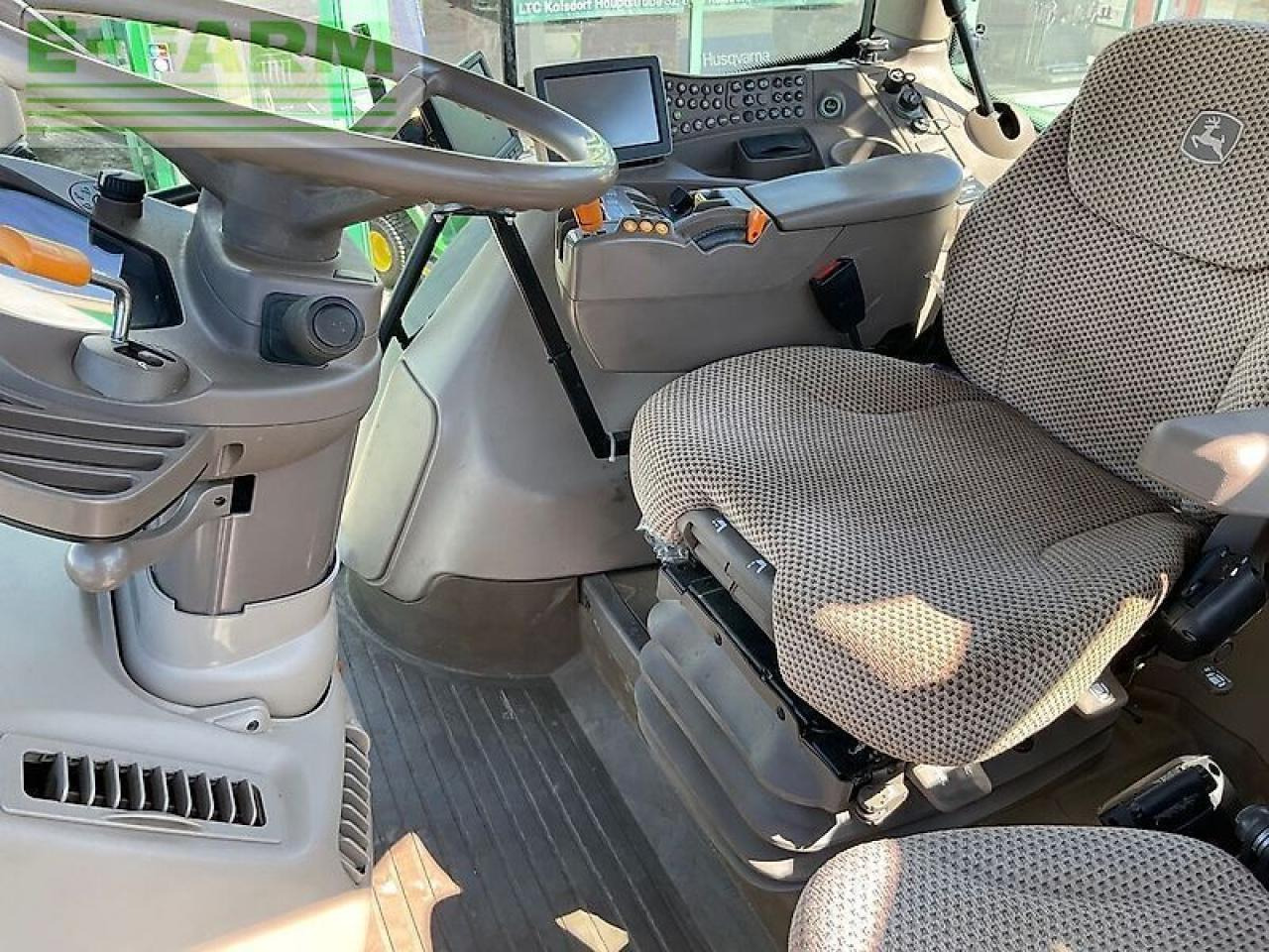 John Deere 6210r - Tractor: foto 5 John Deere 6210r - Tractor: foto 5