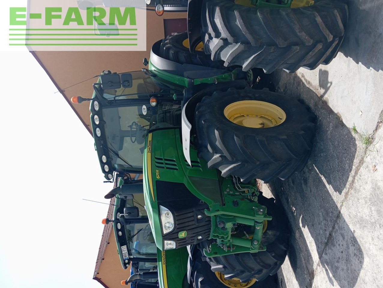 John Deere 6215R - Tractor: foto 1 John Deere 6215R - Tractor: foto 1