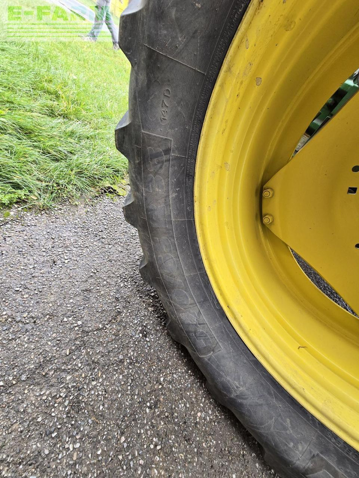 John Deere 6230 premium - Tractor: foto 3 John Deere 6230 premium - Tractor: foto 3