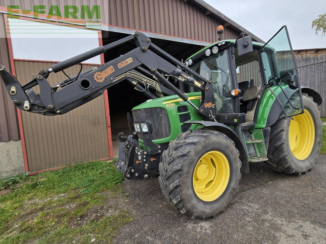 John Deere 6230 premium - Tractor: foto 1 John Deere 6230 premium - Tractor: foto 1