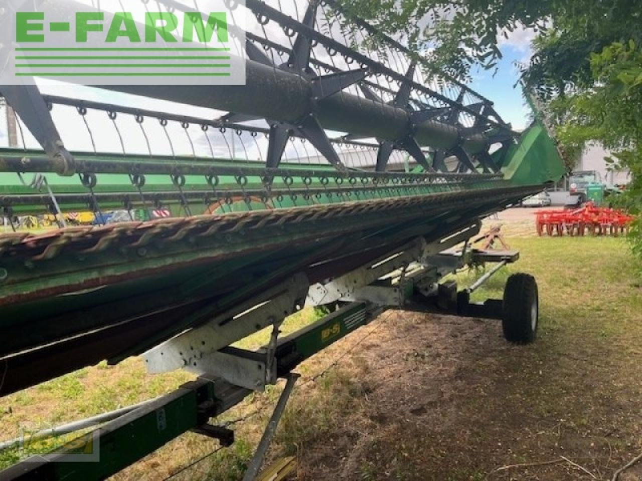 John Deere 635r inkl. rapsvorsatz und wagen - Cabezal de grano: foto 2 John Deere 635r inkl. rapsvorsatz und wagen - Cabezal de grano: foto 2