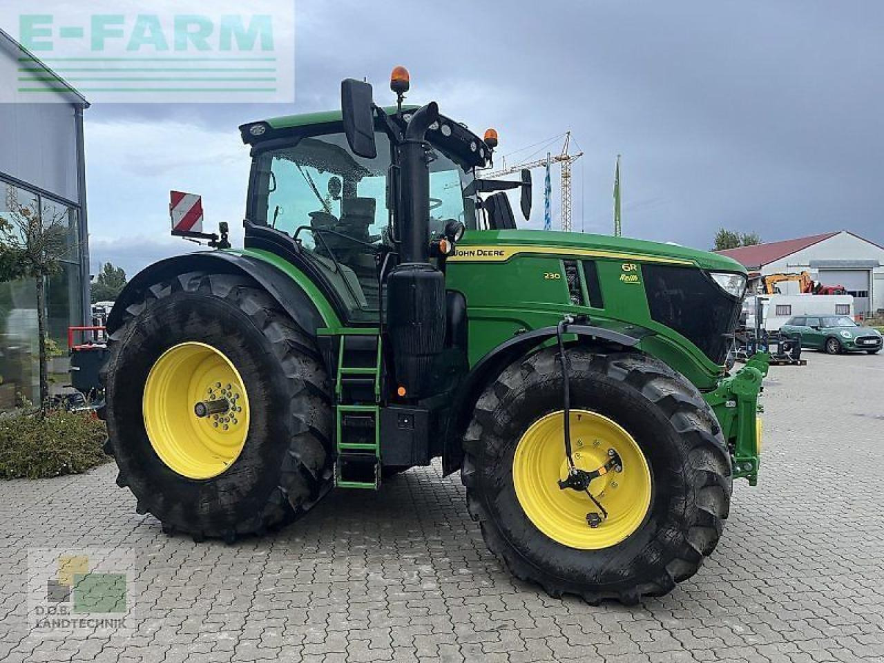 John Deere 6r 230 - Tractor: foto 4 John Deere 6r 230 - Tractor: foto 4