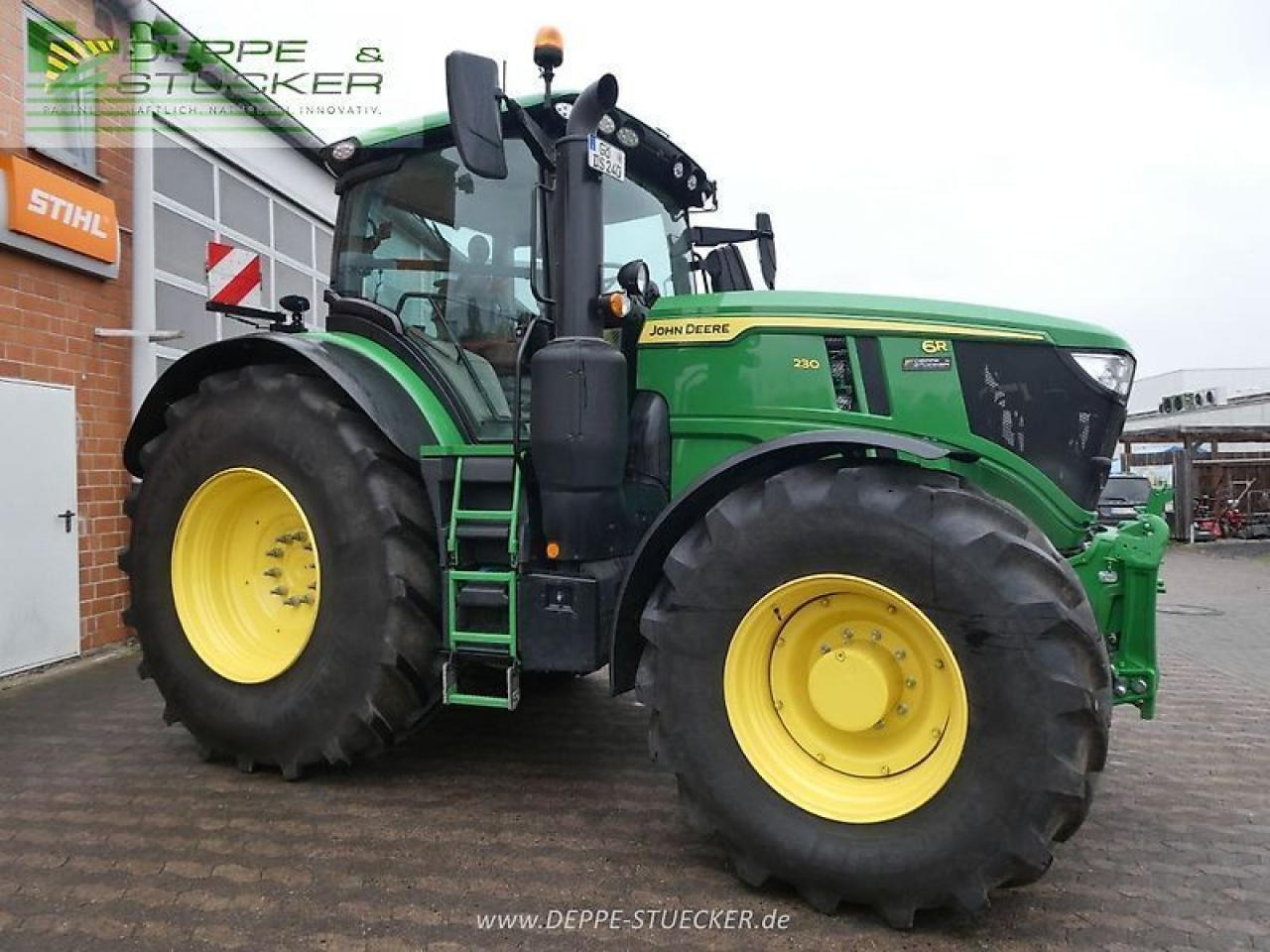 John Deere 6r 230 - Tractor: foto 4 John Deere 6r 230 - Tractor: foto 4