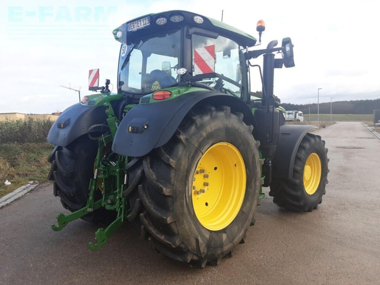 John Deere 6r185 - Tractor: foto 5 John Deere 6r185 - Tractor: foto 5