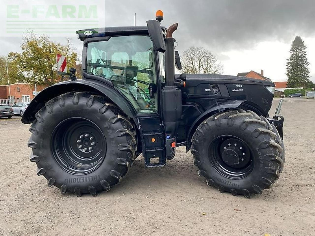 John Deere 6r185 black-edition - Tractor: foto 3 John Deere 6r185 black-edition - Tractor: foto 3