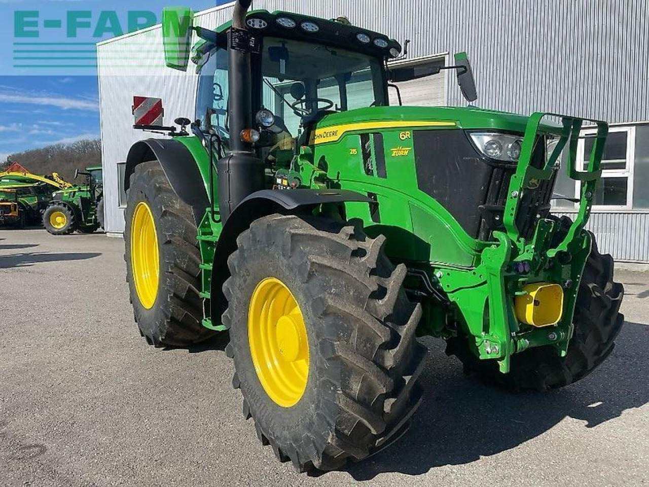 John Deere 6r215 / 6r 215 - Tractor: foto 2 John Deere 6r215 / 6r 215 - Tractor: foto 2