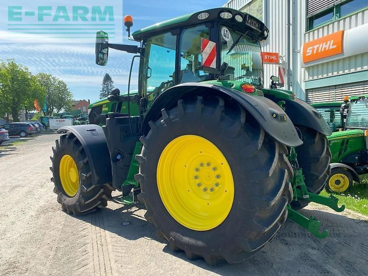 John Deere 6r215 - Tractor: foto 4 John Deere 6r215 - Tractor: foto 4