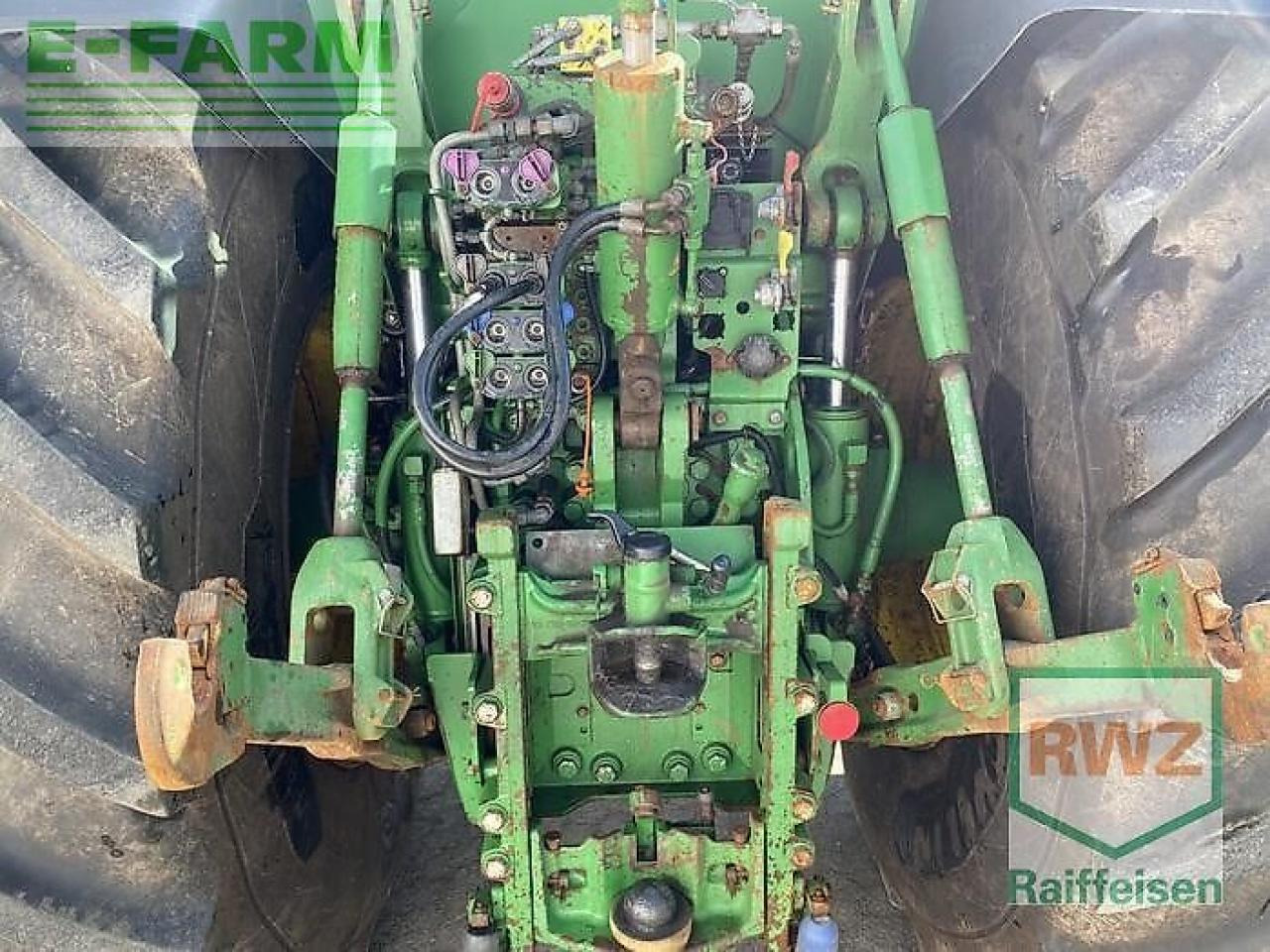 John Deere 7230r - Tractor: foto 4 John Deere 7230r - Tractor: foto 4