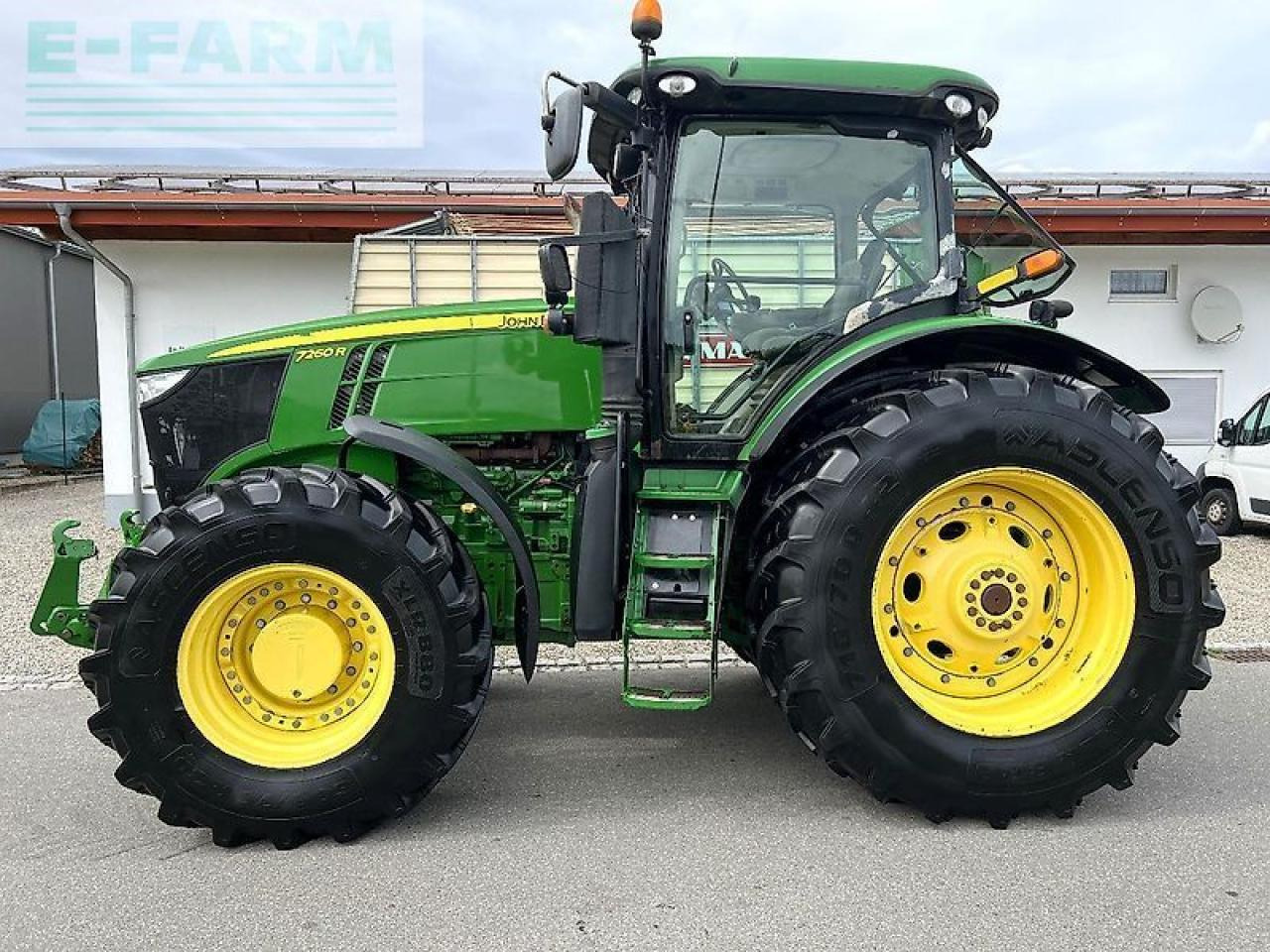 John Deere 7260 r mit einer guten ausstattung - Tractor: foto 2 John Deere 7260 r mit einer guten ausstattung - Tractor: foto 2