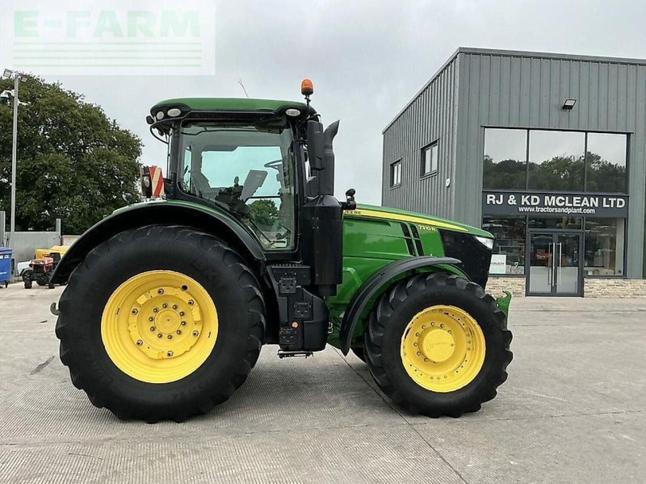 John Deere 7310r tractor (st20695) - Tractor: foto 1 John Deere 7310r tractor (st20695) - Tractor: foto 1